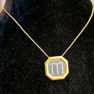 Vintage Necklace Avon Monogram‎ 3/4" "M" Goldrone 18" Chain